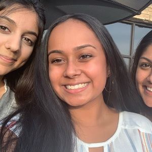 Meet your Posher, Kavya